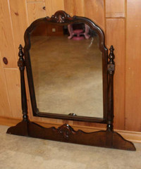 Miroir , très propre, pour meuble antique, ajustable, livré