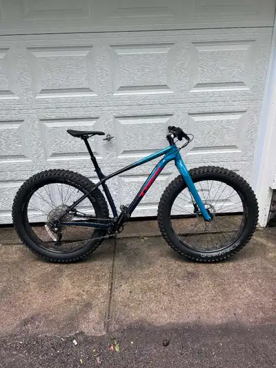 Trek Farley 5 Fat Bike, View more