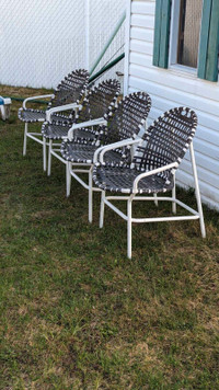 4 chaises patio Jordan / 4 jordan patio chairs