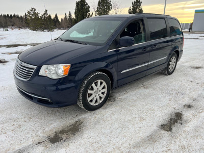 2015 Chrysler Town & Country StowNGo