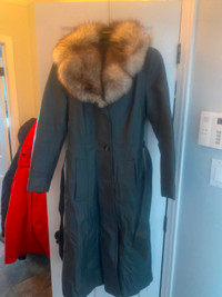 Ladies full length leather coat with removable fox fur collar
