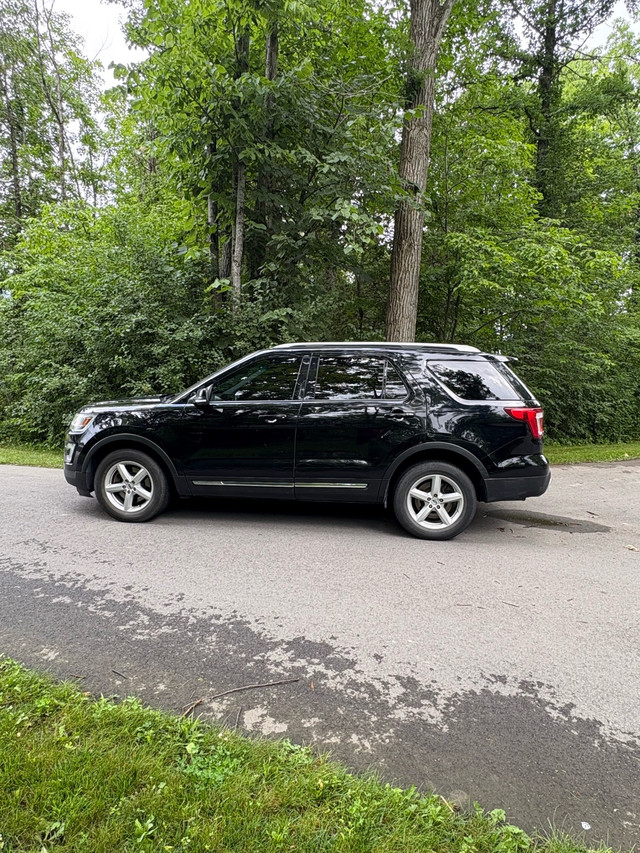 2017 ford explorer xlt in Cars & Trucks in Ottawa - Image 2