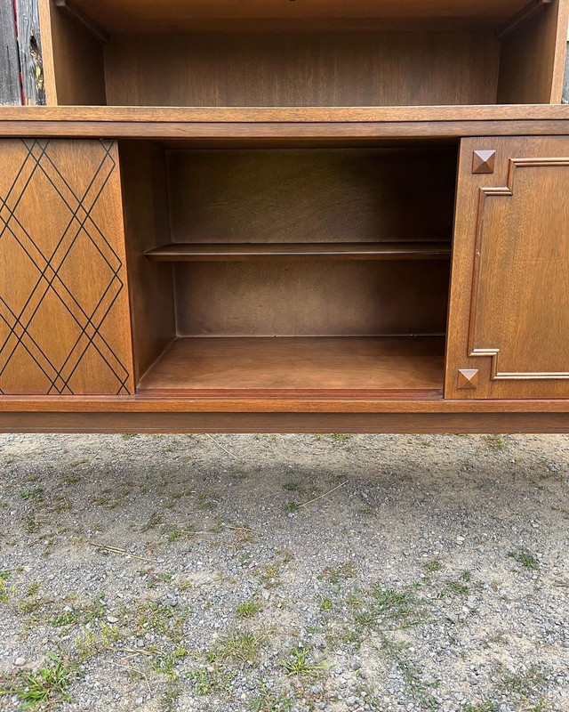 Walnut credenza  in Hutches & Display Cabinets in Peterborough - Image 3