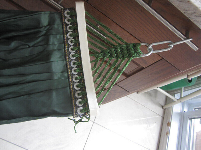 Hamac de parachute couleur vert NEUF dans Loisirs et artisanat  à Ville de Montréal - Image 2