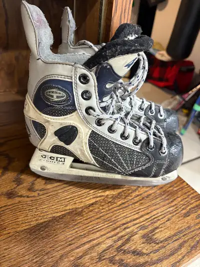 ccm skates size 2 kids , View more