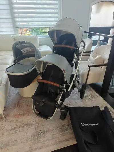 Gently Used UppaBaby Vista Stroller Complete Bundle, View more