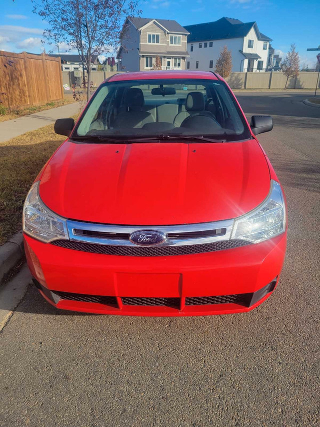 low kilometers ford focus in Cars & Trucks in Edmonton - Image 4