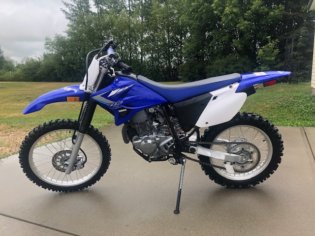 Yamaha 230 TTR Dirt Bike Like New in Dirt Bikes & Motocross in Edmonton