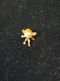 14k Gold Angel Pin. 