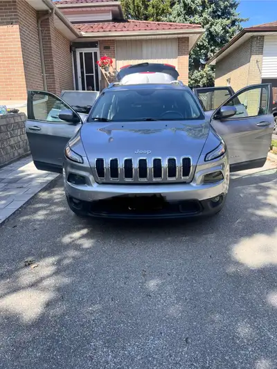 2015 Jeep Cherokee North Very well maintained, in excellent condition • Clean Carfax – no accidents...