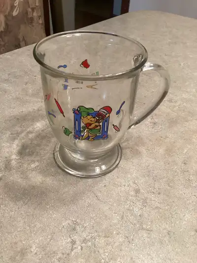 Disney glass mug ( for the Disney collector) What’s cooking Pooh? 16 oz Serious replies only Pick up...