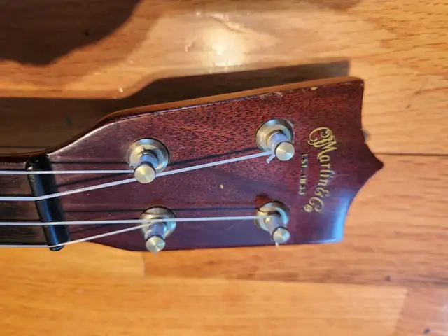 VINTAGE Martin Ukulele Tenor, c.1950! W/Case! FREE SHIPPING! in Guitars in Vancouver - Image 5
