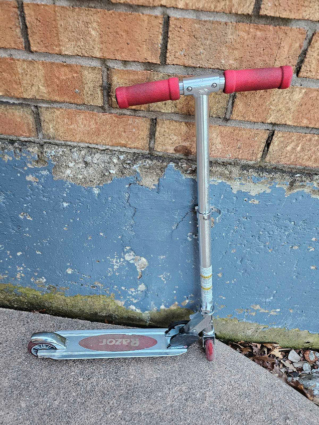 Razor Scooter  in Other in Oakville / Halton Region