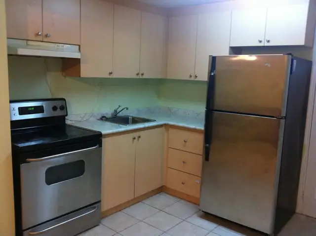 SPECIOUS ONE BEDROOM BASEMENT FOR RENT NEAR SHOPPERS WORLD MALL!