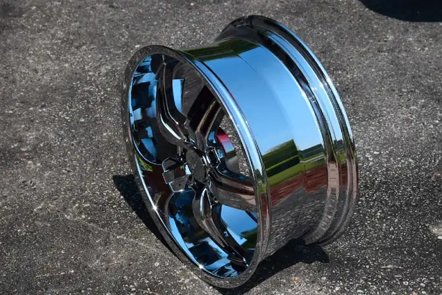 new chrome rims in Tires & Rims in Oshawa / Durham Region - Image 3
