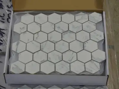 270 sqft available at $4sqft 6472822985