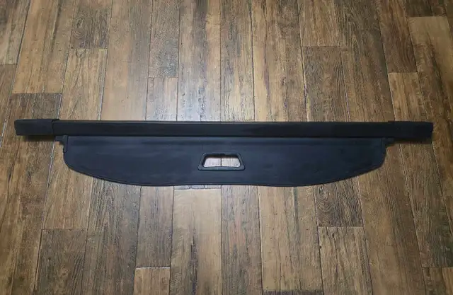 Universal Retractable Cargo Cover / Trunk Privacy Shade
