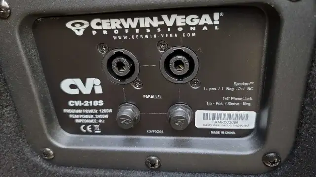 DJ equipment in Performance & DJ Equipment in Oshawa / Durham Region - Image 8