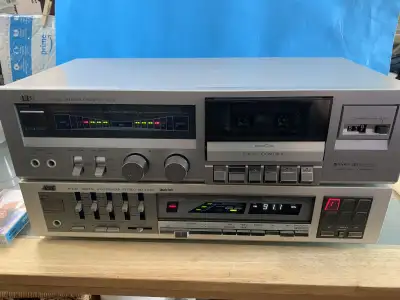 Vtg JVC R-K22 Digital Synthesizer Stereo Receiver+KD-V11 , View more