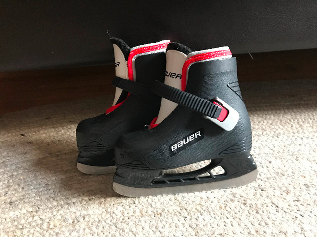 Bauer Lil Champ Skates (size 8) in Skates & Blades in Ottawa