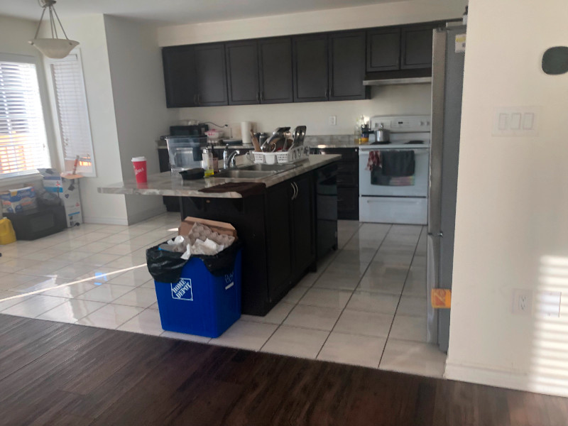 Corner house nr MissiRd/Wanless available from 1st November Long Term