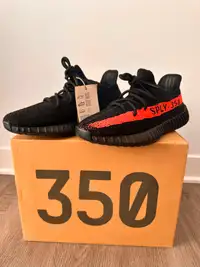 Yeezy boost 350v2 core black red size us8