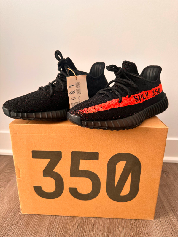 Yeezy boost 350v2 core black red size us8 dans Chaussures pour hommes  à Laval/Rive Nord