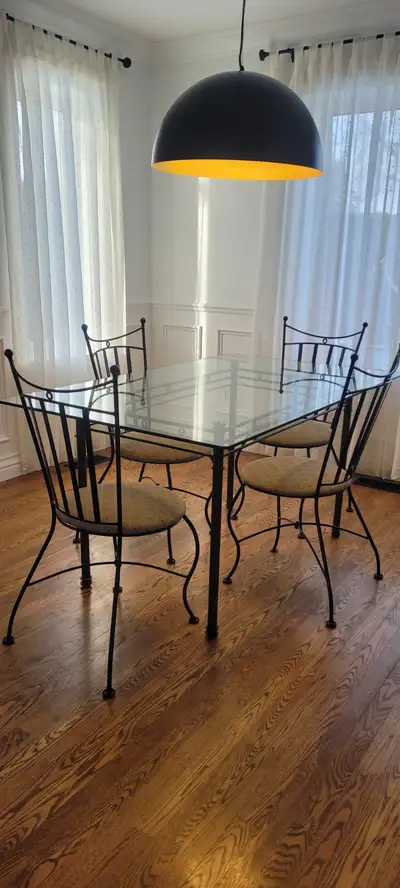 Table et chaises de cuisine, View more