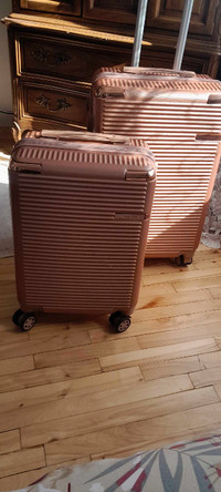 Valises de voyage / Suitcases