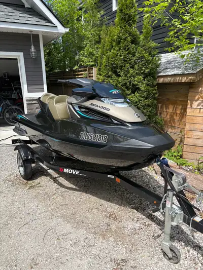 2017 SEADOO GTX 300 LIMITED, 300hp, SUPERCHARGED, 100hrs, maintenance free supercharger, Seadoo Spee...