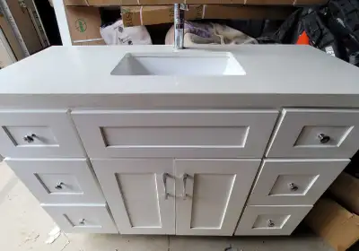48 INCH WOOD BATHROOM VANITY WITH WHITE QUARTZ COUNTERTOP AND BACKSPLASH AND CHROME FAUCET
