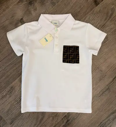 Fendi kids shorts t-shirt size Medium , View more