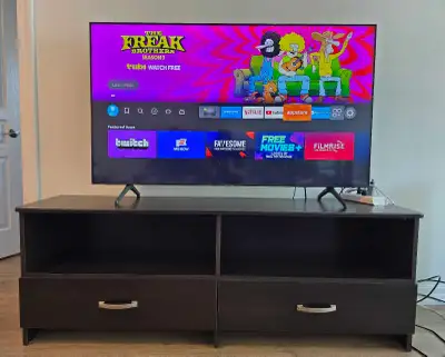 Samsung 55inch 4K Smart TV - Excellent Condition, View more
