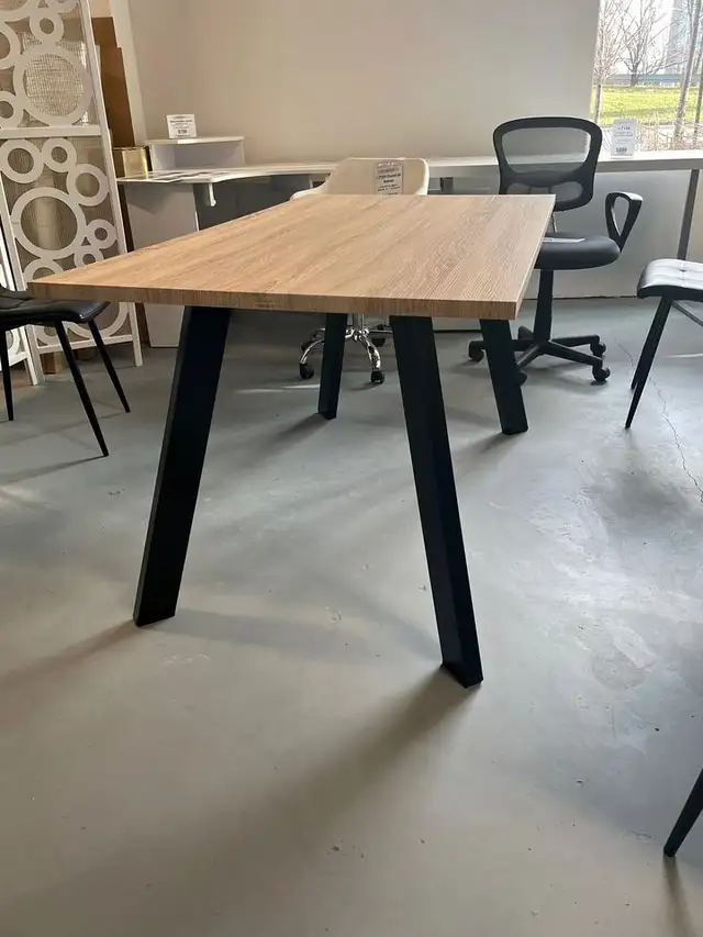 Magnificent S-163 Table (wood texture/black)!!!63235014215939124