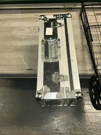 Gig case (Gear case), View more