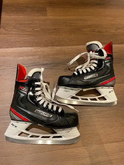  Kids NEW Bauer hockey skates size 3R, View more