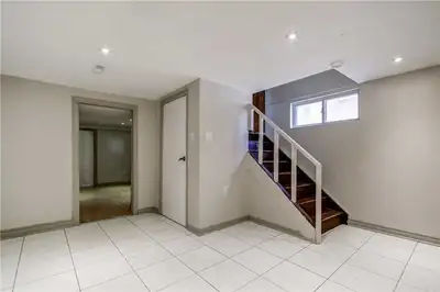 1 + DEN PRIVATE BASEMENT UNIT AVAILABLE FOR ,MISSISSUAGA