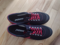 Souliers de course pour homme.Men's running shoes.10. NEW/NEUVES