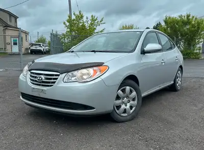 Selling my beautiful Hyundai Elantra well maintained all service records on hand, no accidents clean...