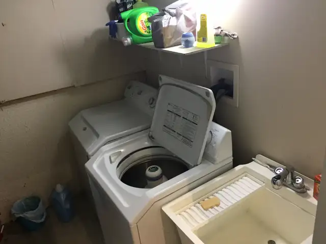 Room for Rent near Humber College North Campus - $900 /m in Room Rentals & Roommates in City of Toronto - Image 11