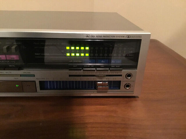 TEAC V-400X STEREO CASSETTE DECK in Stereo Systems & Home Theatre in Mississauga / Peel Region - Image 3