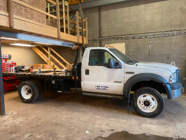 F-550 diesel flat deck 6.0 powerstroke in Cars & Trucks in Strathcona County