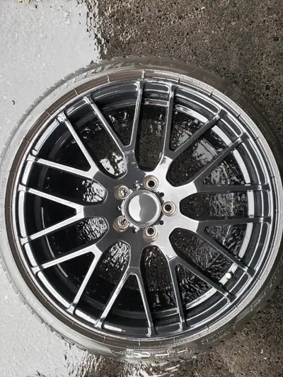 4 x black rims with 225 40 19 Toyo winter tires in very good condition. Used on a 2021 bmw 330i. The...