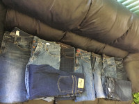 Ladies Jeans ** 9 Pairs  ** Lightly Used ** Size 7/8 **
