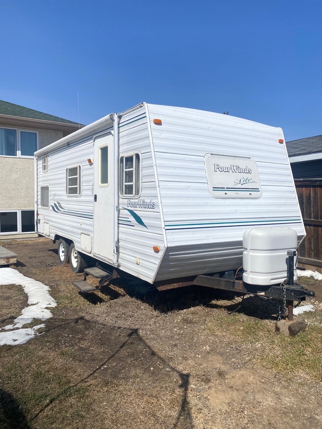 Dutchmen four winds Travel Trailers & Campers Saskatoon Kijiji