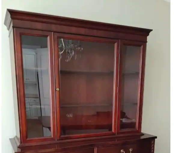 Mahogany Display Hutch