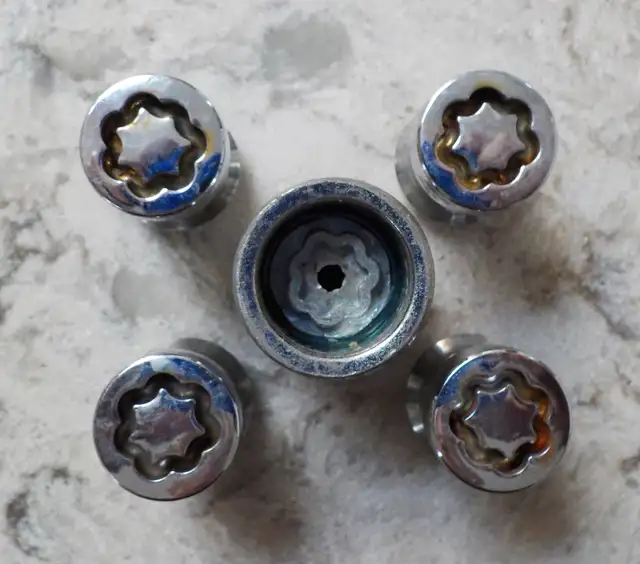 McGard Cone Seat Wheel Lock Set in Other Parts & Accessories in Nanaimo - Image 4