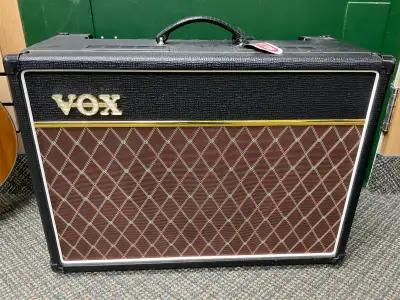 VOX AC15C1 CUSTOM 2 CHANNEL 15WATT 1X12, View more