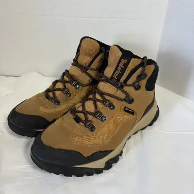 Size 8 Men’s Timberland hiking boots, View more