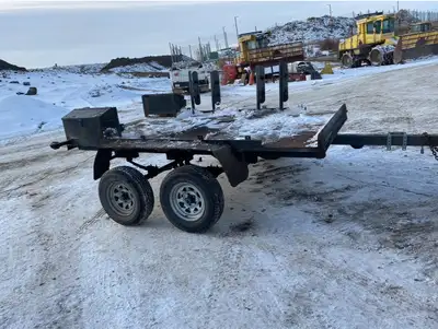10’x6’ flat deck trailer duel axel was a old welding trailer Fcfs